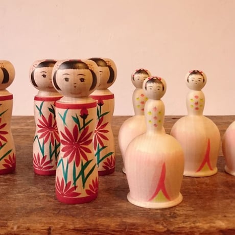 MINGEI JETLINK 秋田県由利本荘/佐藤こずえ作 HAUTE COUTURE des ROSE KOKESHI こけし
