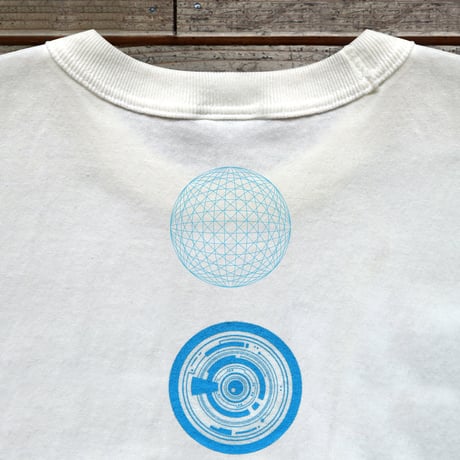 映画『ロボコップ』(1987年)より、ROBOCOP OMNI CORP T-SHIRTS