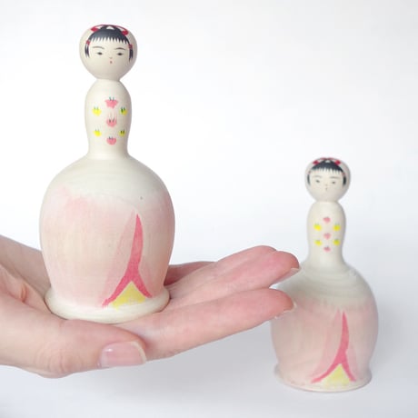 MINGEI JETLINK 秋田県由利本荘/佐藤こずえ作 HAUTE COUTURE des ROSE KOKESHI こけし
