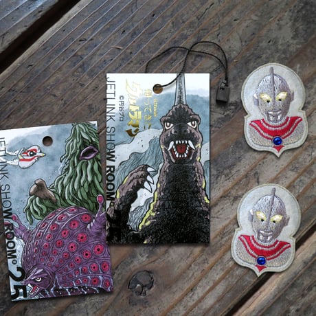 帰ってきたウルトラマン第1話「怪獣総進撃」より、怪獣タッコング＆ザザーン登場！RETURN OF ULTRAMAN T-SHIRTS