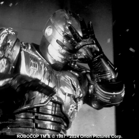 映画『ロボコップ』(1987年)より、ROBOCOP -HIS NEW PARTNER- T-SHIRTS