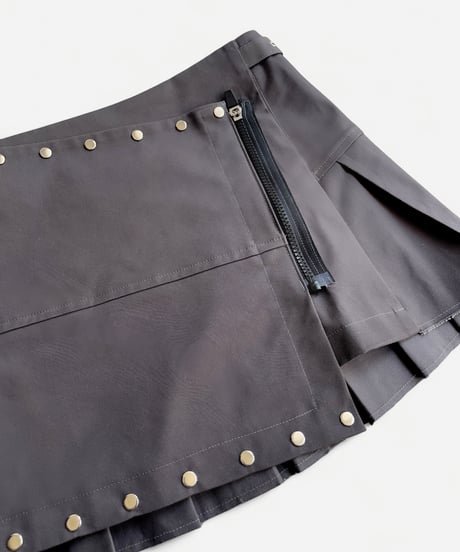 stud wrap skirt　（CHARCOAL）
