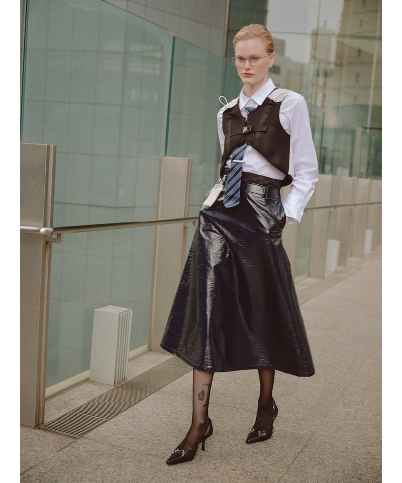 faux leather midi skirt - blue | KISHIDAMIKI
