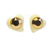 ハートのキラキラピアス