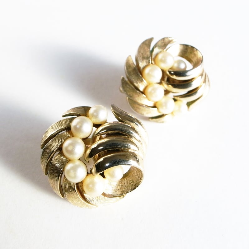 Crown Trifari/クラウン・トリファリ】Late1950s-1960s ゴールドト