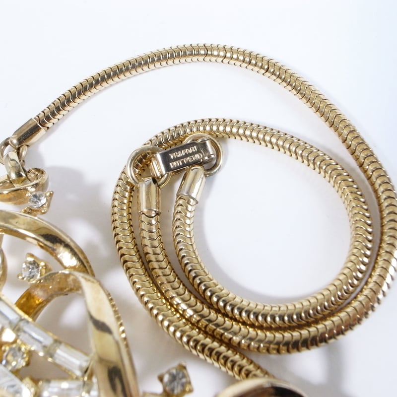 TRIFARI PAT. PENDトリファリ ブレスレット ゴールドトーン