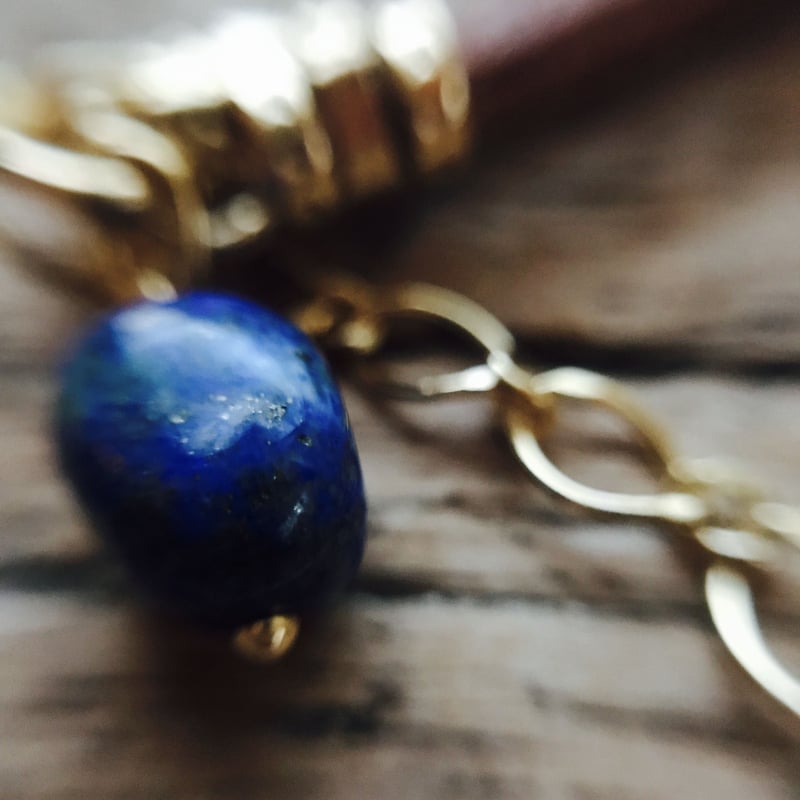 ラピスラズリとナチュラル革丸紐2連のブレスレット | auseklis☆