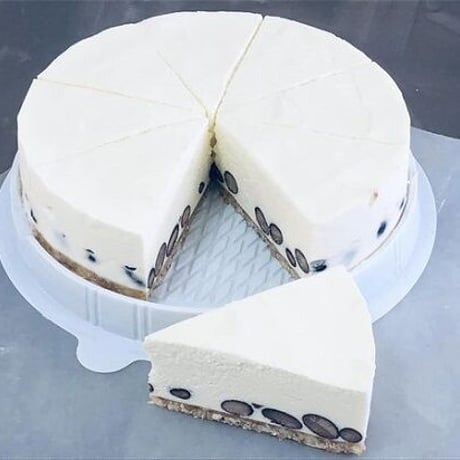 黒豆レアチーズケーキ
