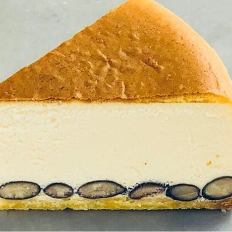 黒豆ベイクドチーズケーキ