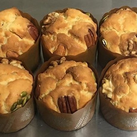 ミックスナッツ大豆粉マフィン
