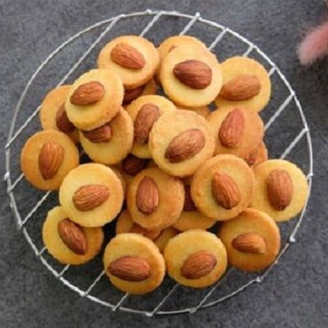 一粒アーモンドバタークッキー