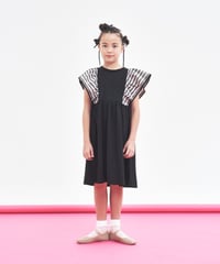 マルーク    天竺ｘ麻混ストライプフリルワンピ    (  クロ系カラー  )   maarook