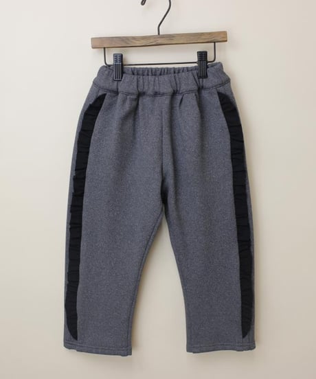 マルーク　ポンチシャギーフリルロングパンツ　（  グレーカラー）maarok