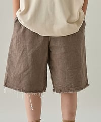 マウンテン  MOUNTEN.  cutoff midi jeans (organic cotton)　(  BROWN カラー)