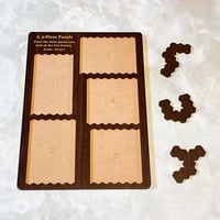 A 3-Piece Puzzle （Black）