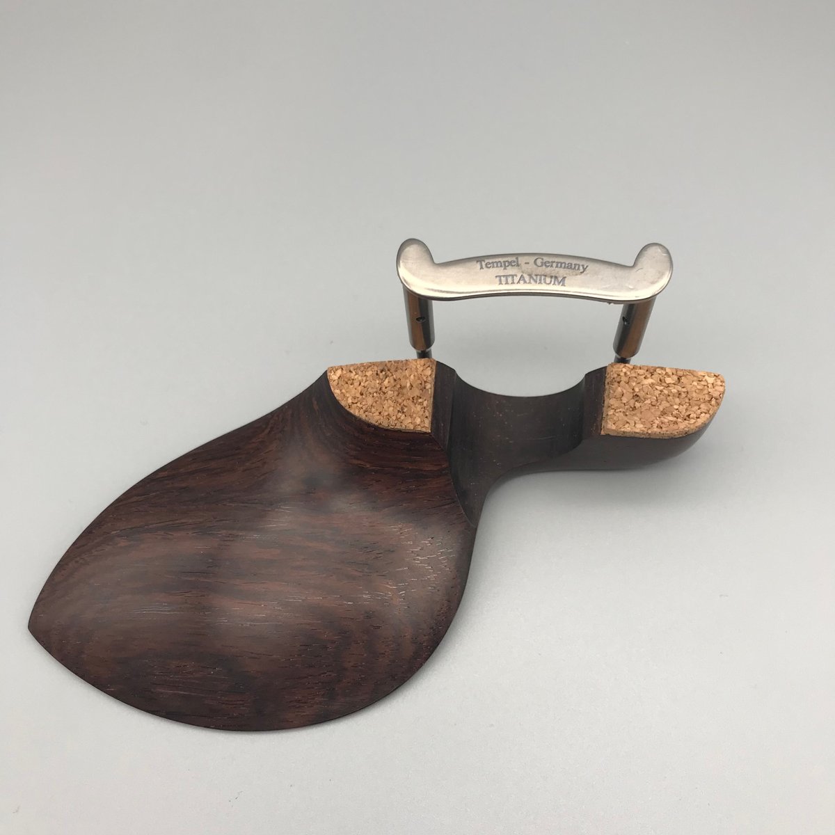 【新品】ドイツTempel工房製 バイオリン用高級あご当て（チタン金具付き） 新品】ドイツTempel工房製 バイオリン用高級あご当て（チタン