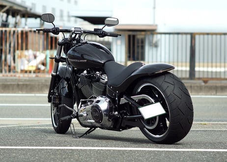 M8　ブレイクアウト/ファットボーイ専用ショートリヤフェンダー(SR-02)