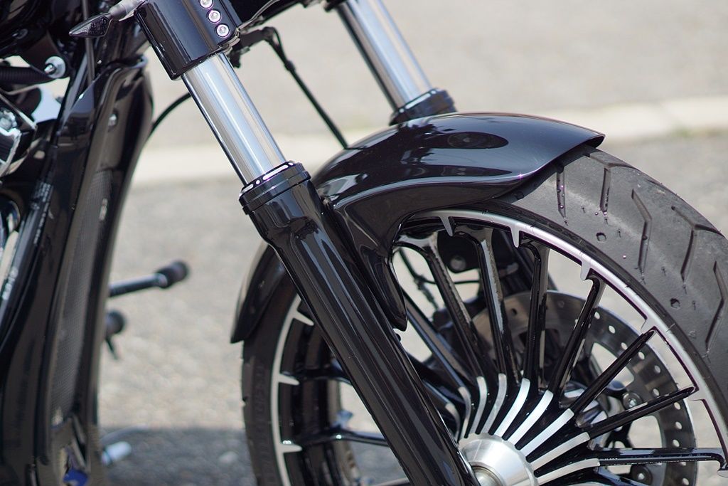 ブレイクアウト　フロントスチールフェンダー 新品未使用　最終値下げ ブレイクアウト専用フロントフェンダー （FF-01） | custom factory Noy