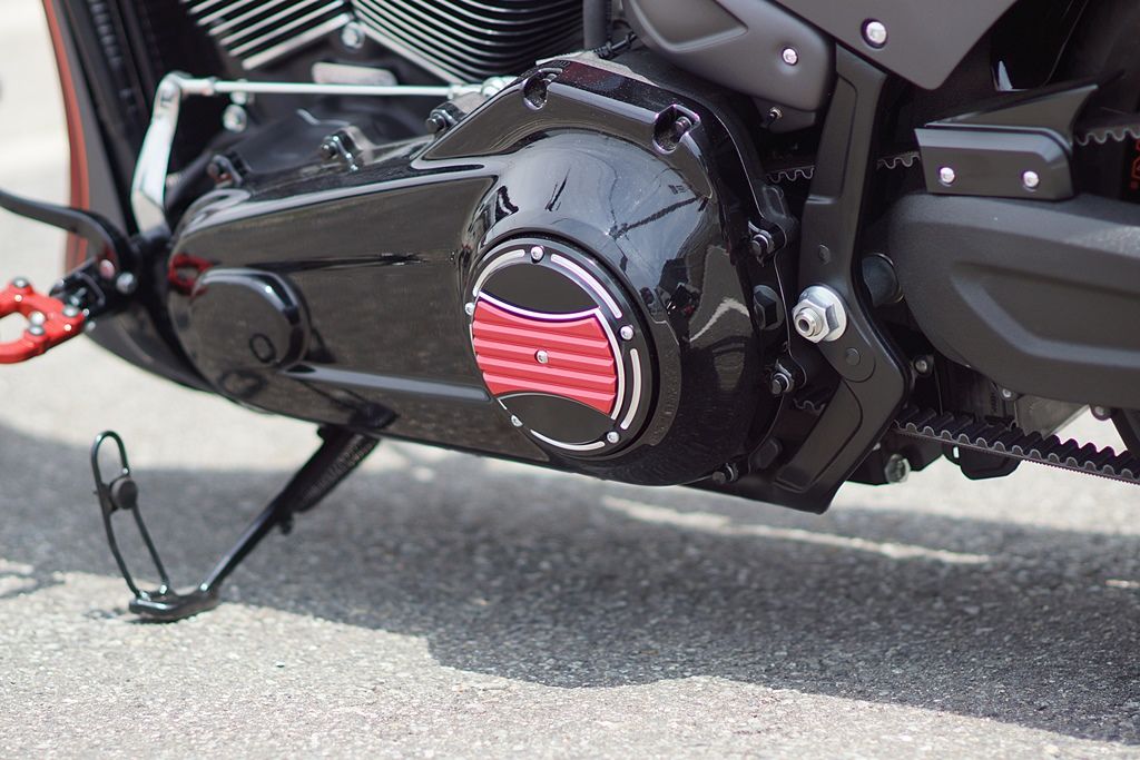 M8 SOFTAIL用ダービーカバー | custom factory Noy's