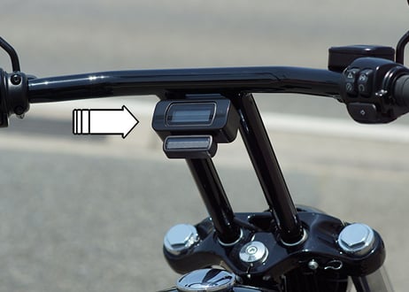 M8用メーターケース（ブラック）MK-０３