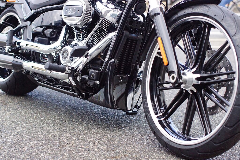 M8 SOFTAIL フロントハーフスポイラー M8 SOFTAIL フロントハーフスポイラー | custom factory Noy's