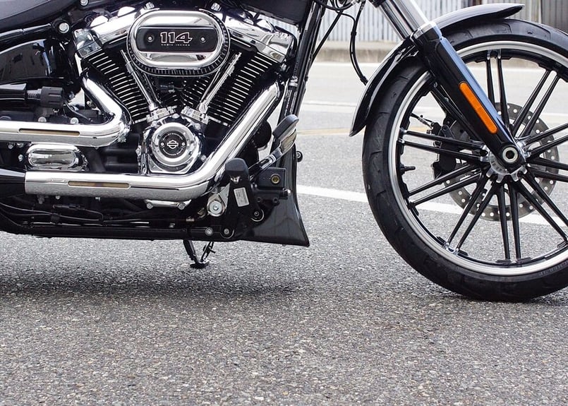 M8 SOFTAIL フロントハーフスポイラー | custom factory Noy's