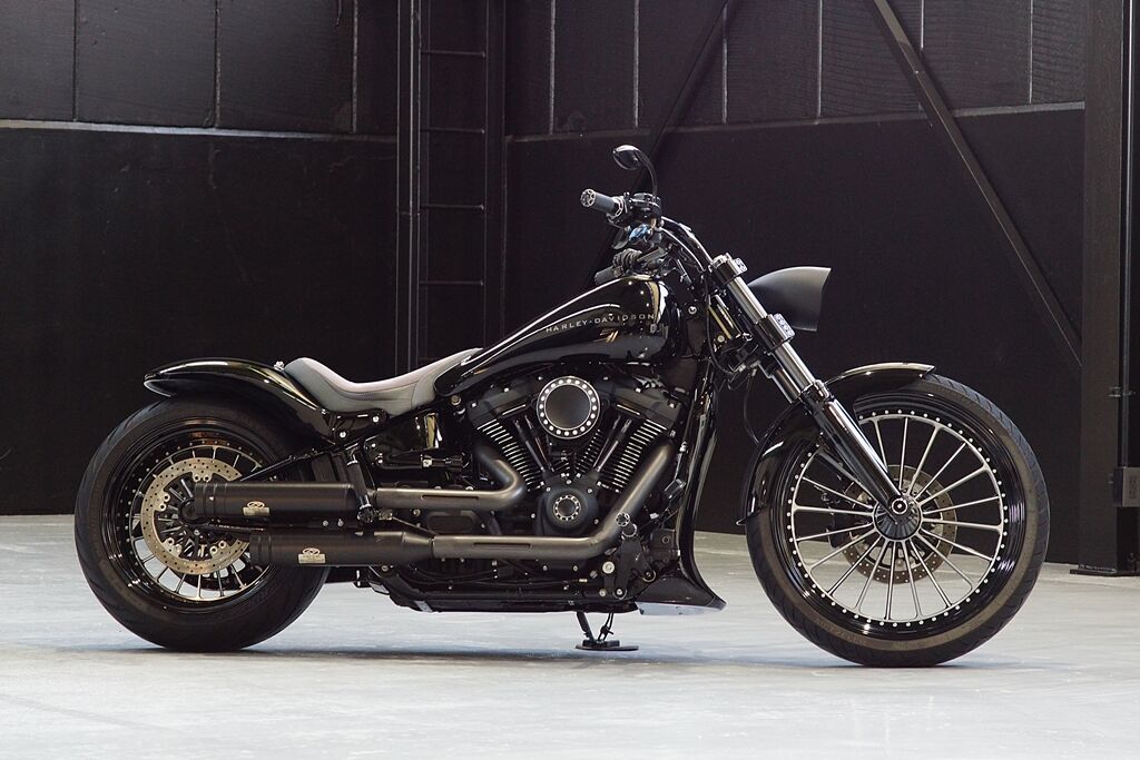 2018年以降　ストレッチタンク　ブレイクアウト ミルウォーキーエイト用 2018年以降ストレッチタンクブレイクアウト ミルウォーキーエイト用