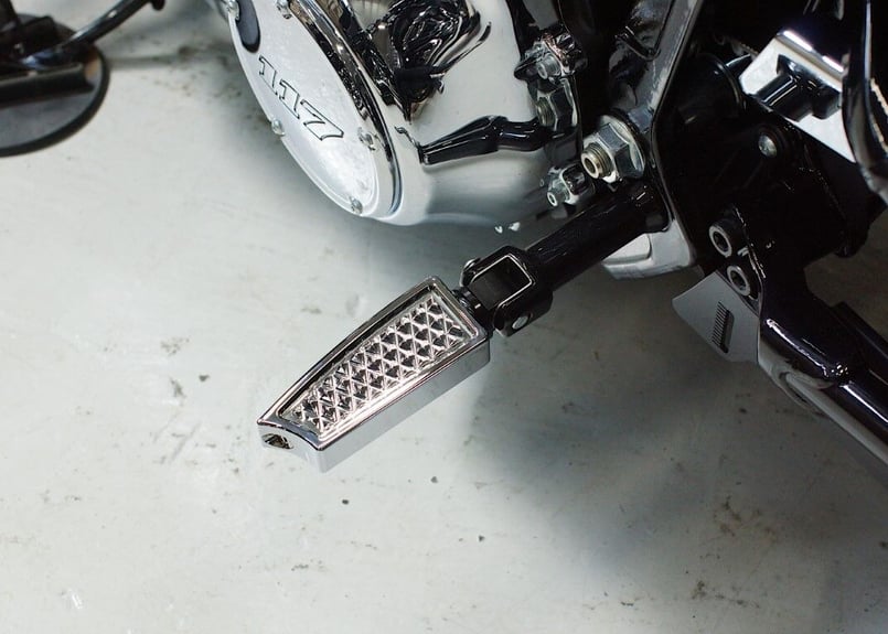 パッセンジャーペグ M8ソフテイル | custom factory Noy's P