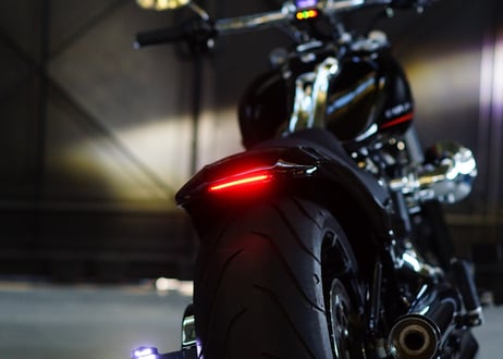 M8　ブレイクアウト/ファットボーイ専用ショートリヤフェンダーセット