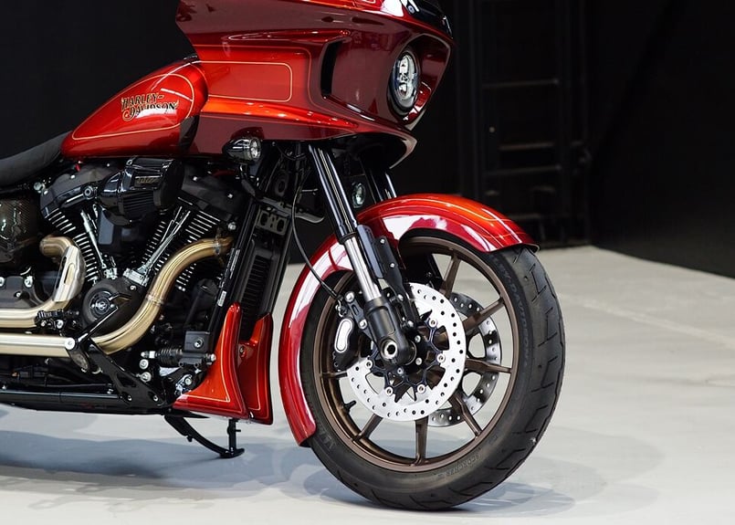M8 SOFTAIL フロントハーフスポイラー | custom factory Noy's