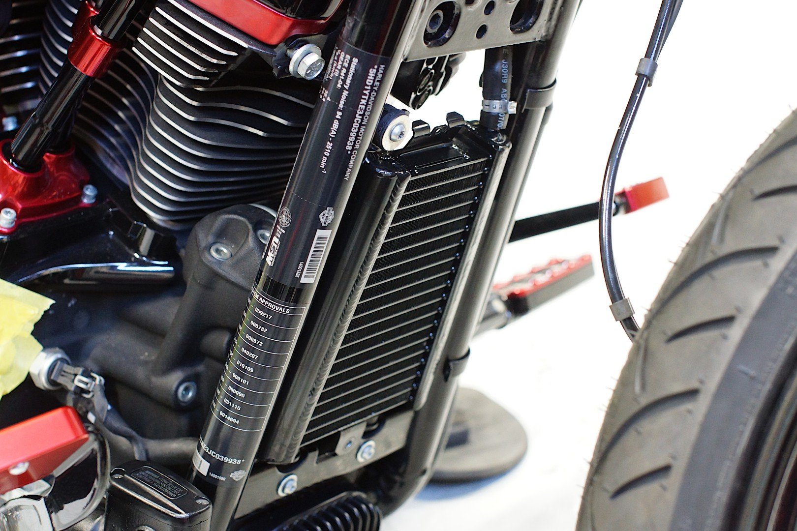 M8ソフテイル純正OILクーラー　2023 FXLRSよりの取外し品 original