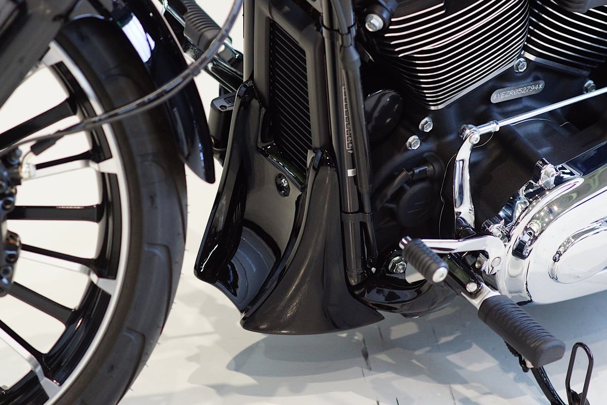 M8 SOFTAIL フロントハーフスポイラー M8 SOFTAIL フロントハーフスポイラー | custom factory Noy's