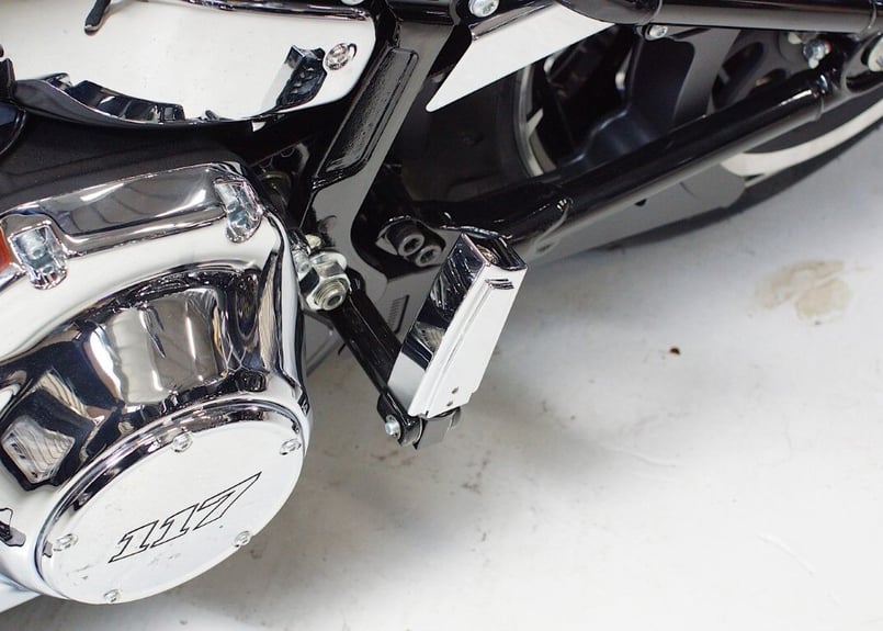 パッセンジャーペグ M8ソフテイル | custom factory Noy's P