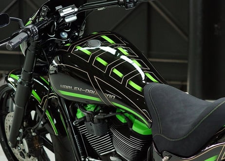 M8　ブレイクアウト専用アルミストレッチタンク　AST-M