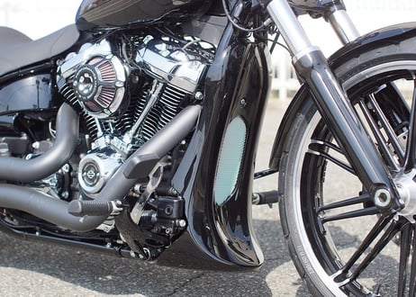 M8  SOFTAIL  フロントスポイラー