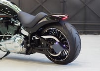 M8　ブレイクアウト/ファットボーイ専用ショートリヤフェンダー（SR-06)