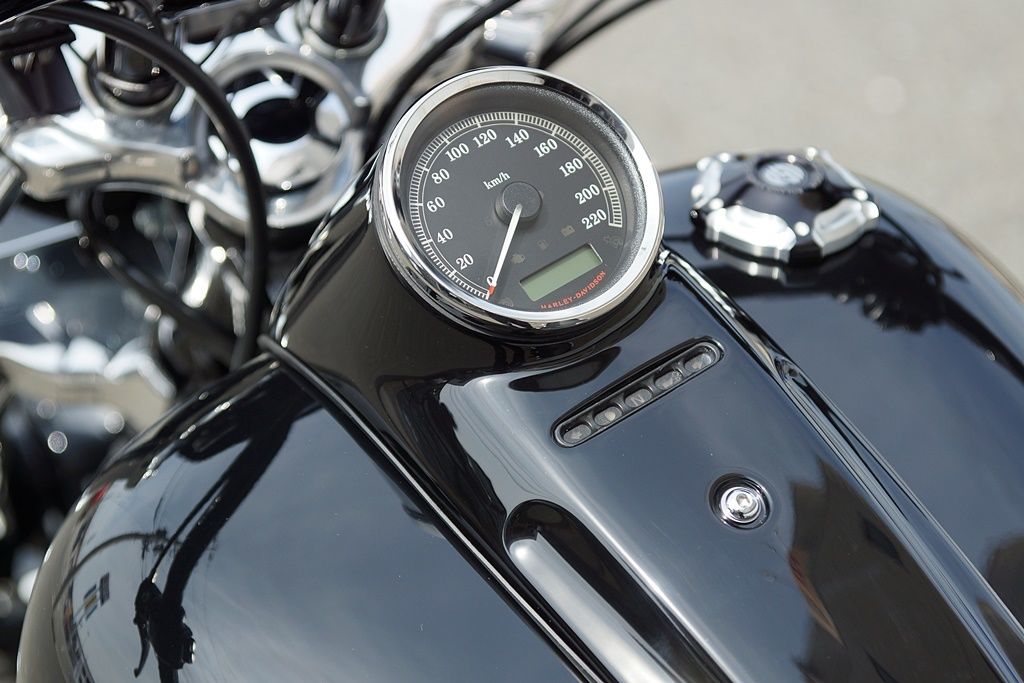 ブレイクアウト用メーターライザーキット ブレイクアウト用メーターライザーキット 楽天市場】ブレイク