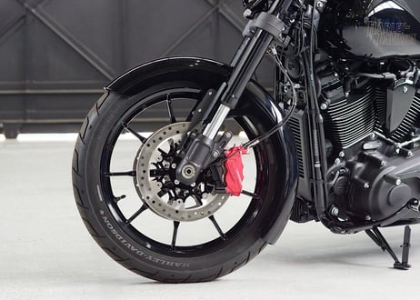 ローライダーS専用フロントフェンダー（FF-06）