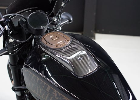 スポーツスターS専用　タンクパネル　TPC-03