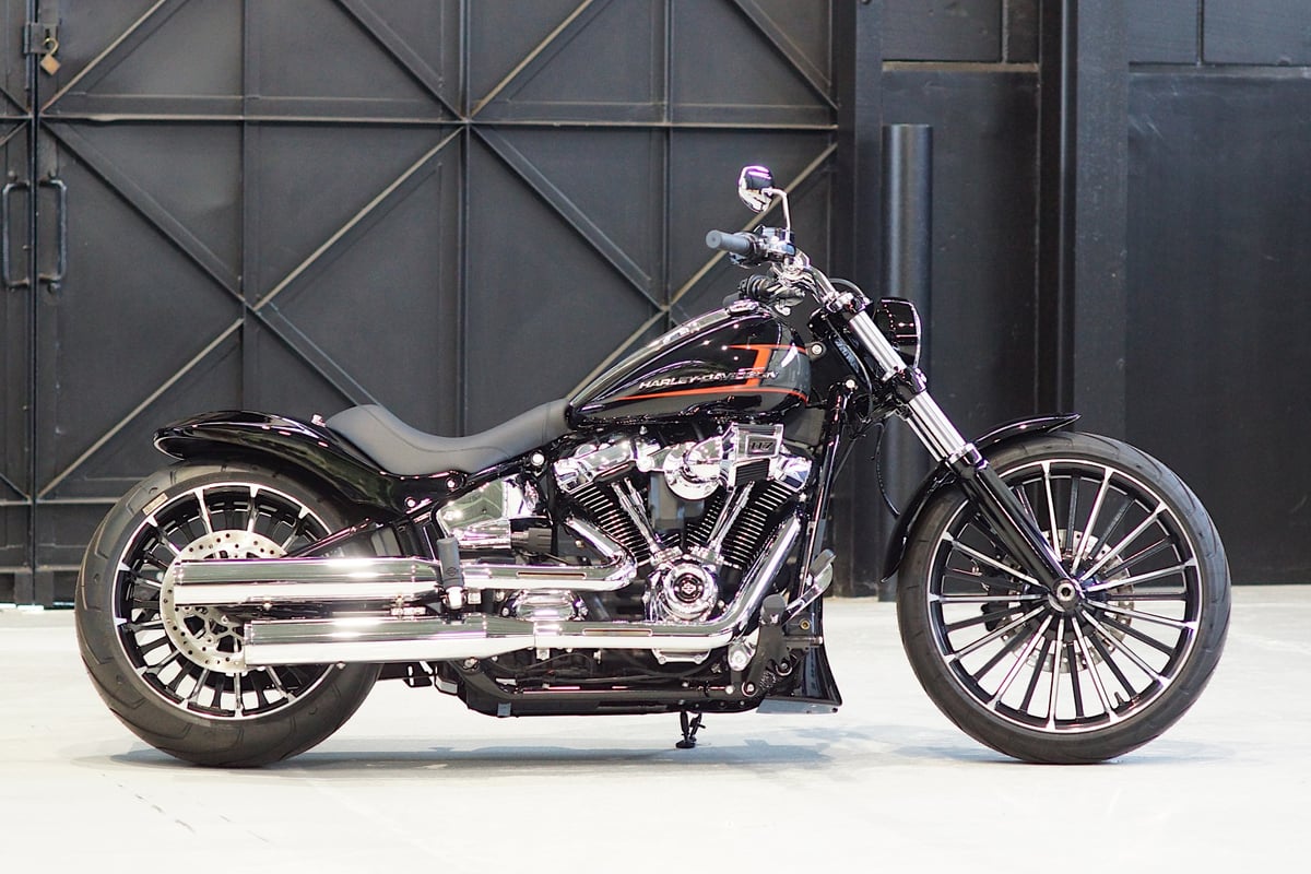 M8 SOFTAIL フロントハーフスポイラー | custom factory Noy's