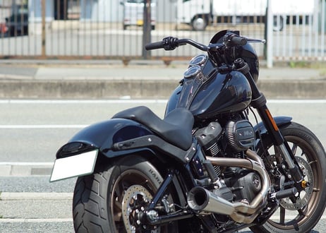 M8 ローライダー専用リヤフェンダー(RR-04)