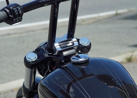 M8用メーターケース（メッキ）MK-０４