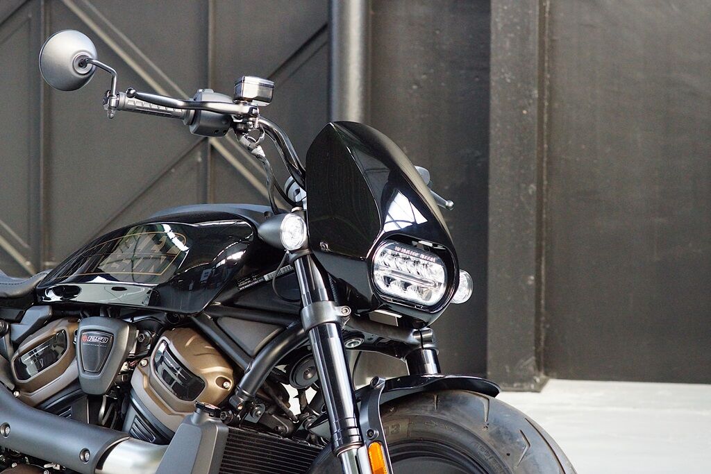 スポーツスターS専用アッパーフェアリング AF-06 | custom スポーツスターS専用アッパーフェアリング AF-06 | custom