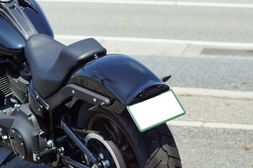 M8 ローライダー専用リヤフェンダー(RR-04) | custom factory