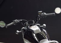 スポーツスターS専用ハンドルバー（HB-08）