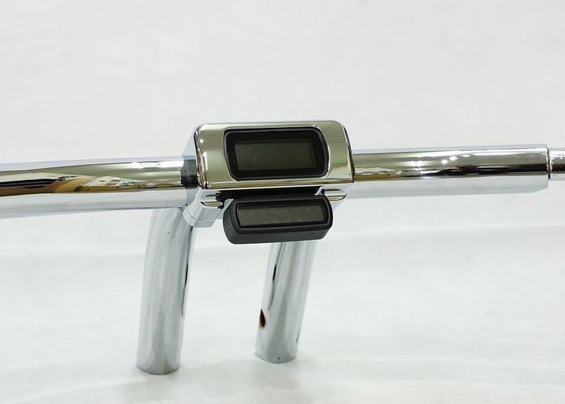 M8用メーターケース（メッキ）MK-02 | custom factory Noy's