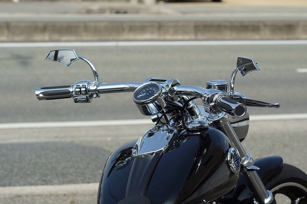 ブレイクアウト ドラッグハンドルバー HB-07（クロームメッキ