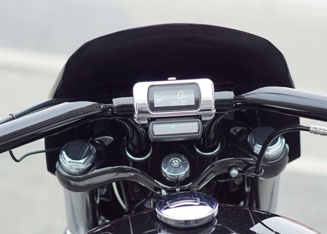 M8用メーターケース（メッキ）MK-０２