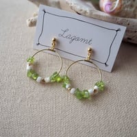 天然石のフープピアス（peridot）