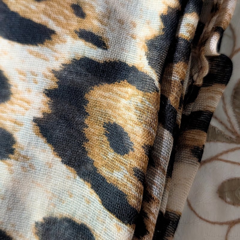 ストール ヒョウ柄 即納 ブラウン 黒 ベージュ 豹柄 ポリエステル